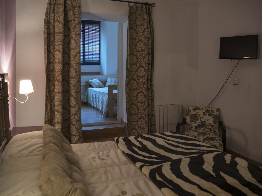 La Casa De Aromas Pensión 3*
